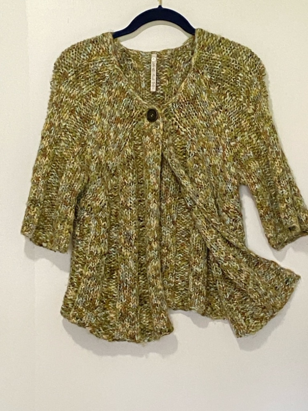 Leo & Nicole Green Chunky Knit Short Cardigan